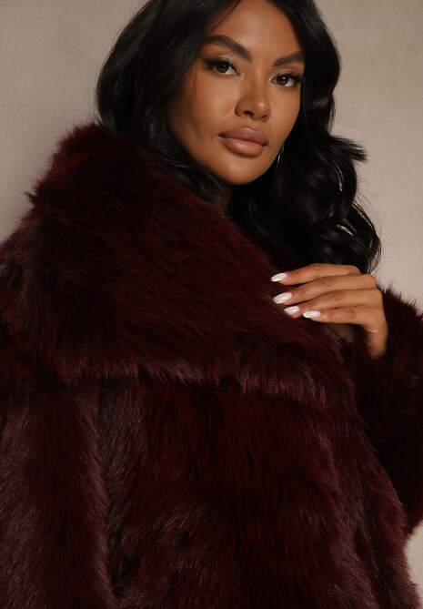 Bordowa Kurtka Futro z Długim Włosiem Zelita