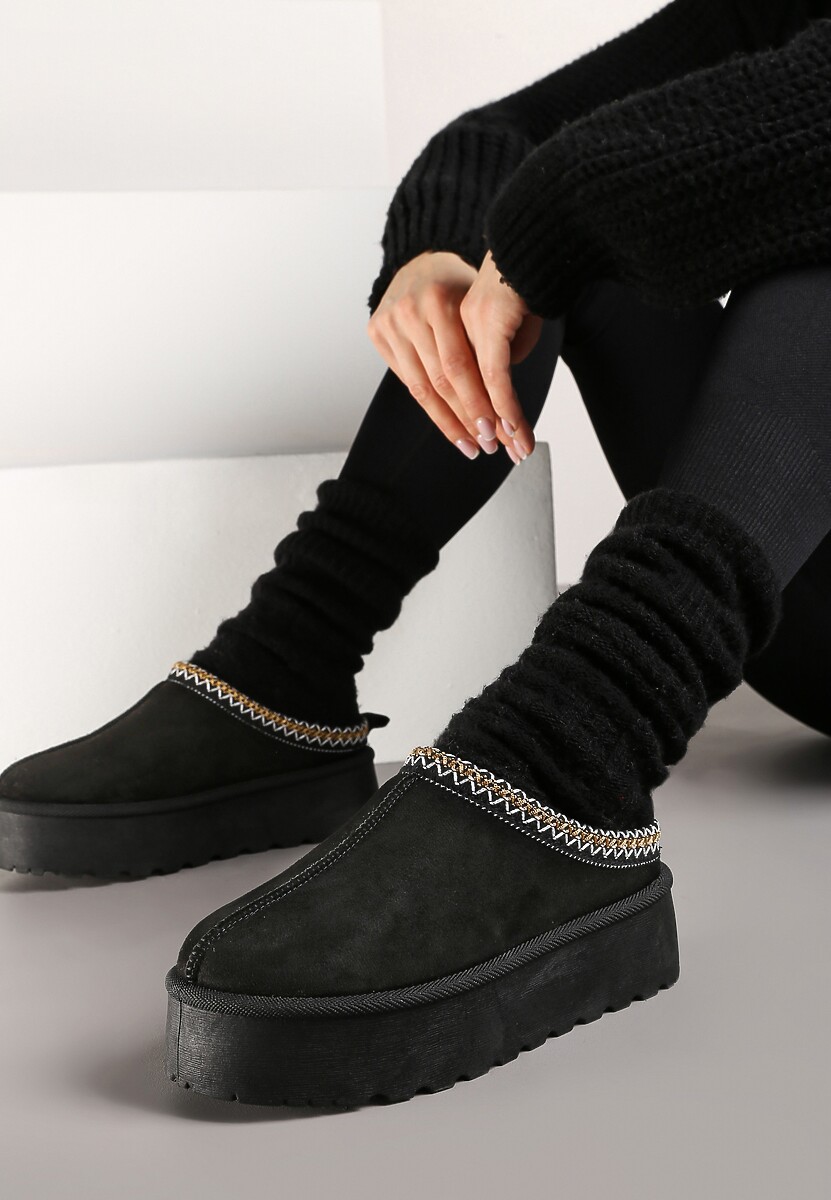 Czarne Śniegowce na Platformie z Ozdobnym Paskiem Lotiara