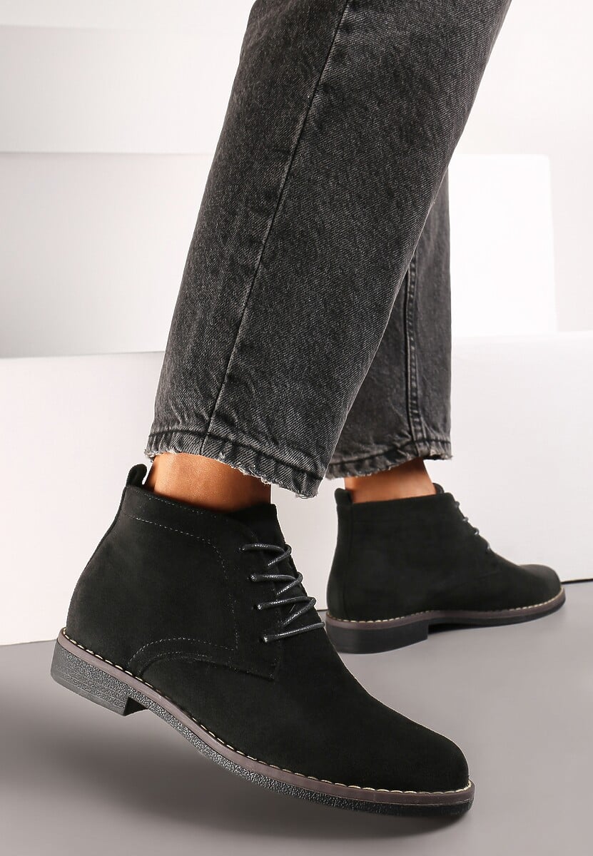 Czerwone Botki z Sznurowaniem Wasicia