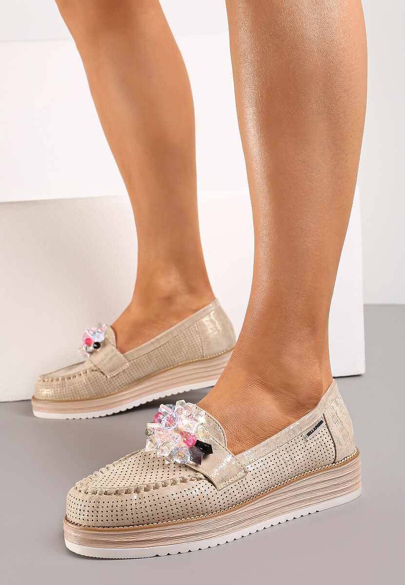 Złote Ażurowe Mokasyny z Kryształkami na Niskiej Platformie Kisarra