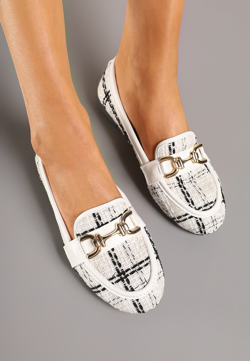 Białe Mokasyny z Tweedu z Metaliczną Ozdobą Sollia