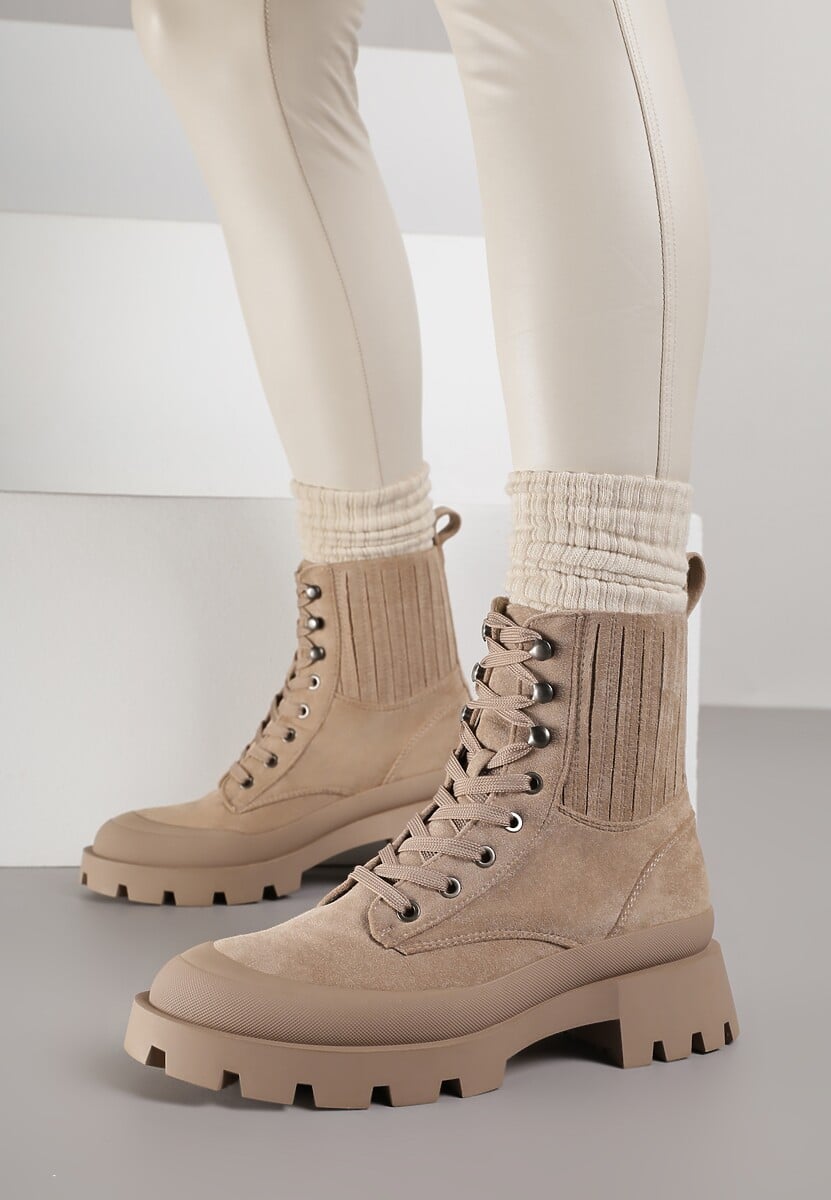 Ciemnobeżowe Botki Jadirel