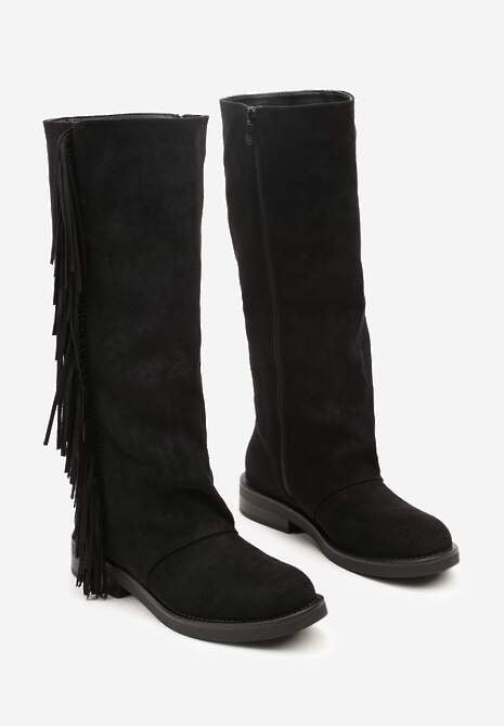 Czarne Kozaki z Imitacji Zamszu w Estetyce Boho Zdobione Frędzlami Vemarose