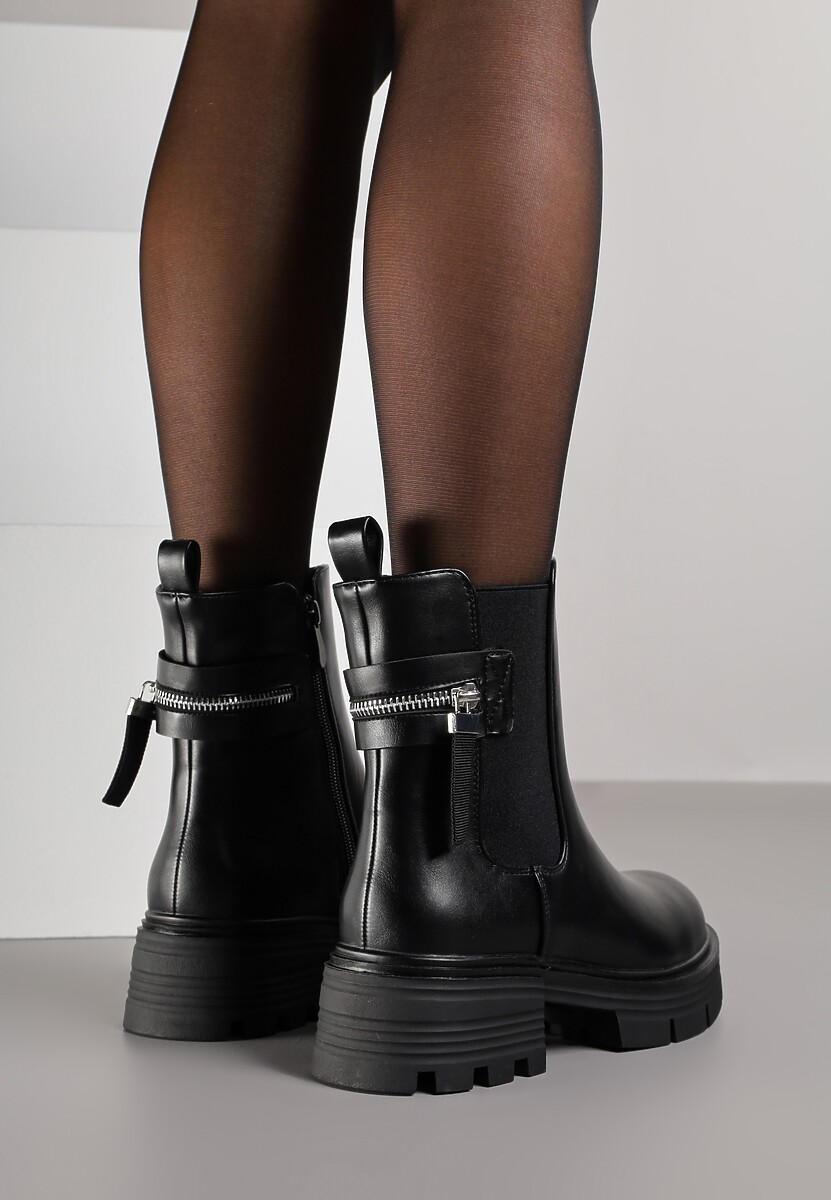 Czarne Botki Typu Sztyblety na Platformie Ozdobione Aplikacją Nemalea