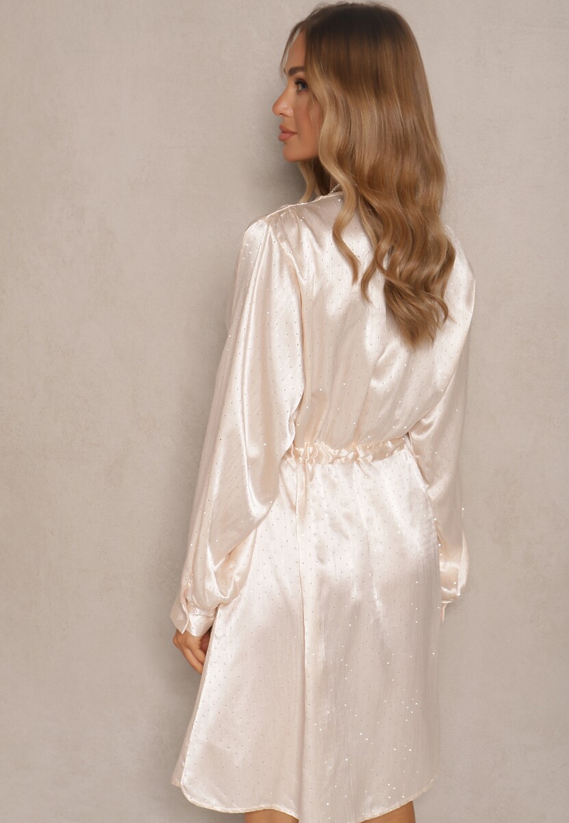 Beżowa Koszulowa Sukienka z Satyny Ozdobiona Cyrkoniami i Paskiem Miledis