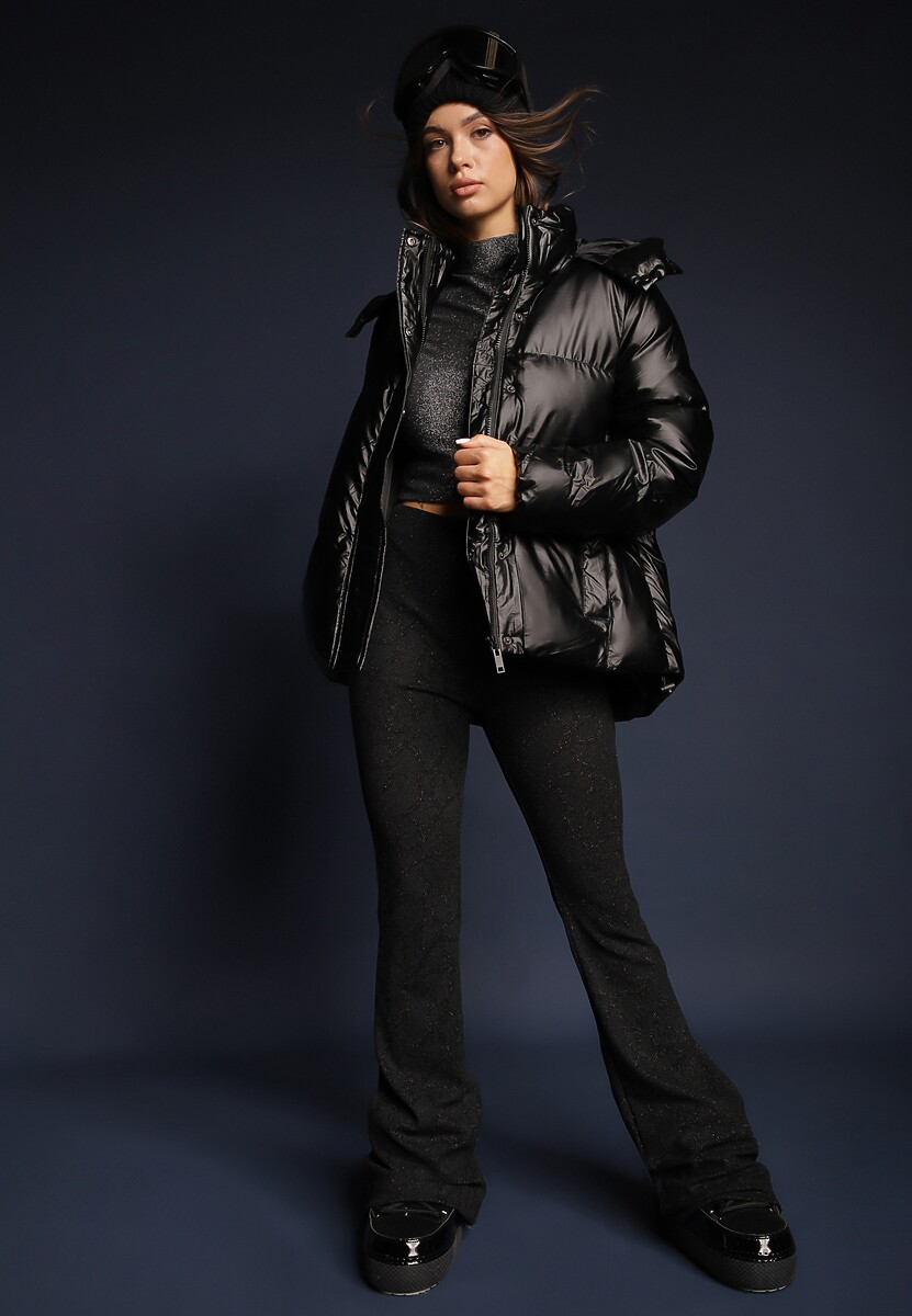 Czarna Pikowana Kurtka z Kapturem Natta