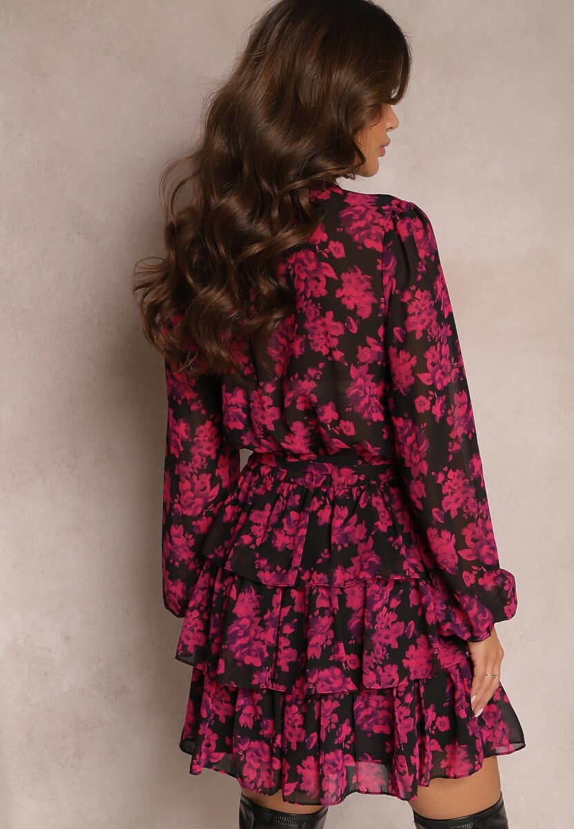 Różowa Mini Sukienka o Rozkloszowanym Kroju w Kwiaty z Gumką w Talii i Trójkątnym Dekoltem Dehemella