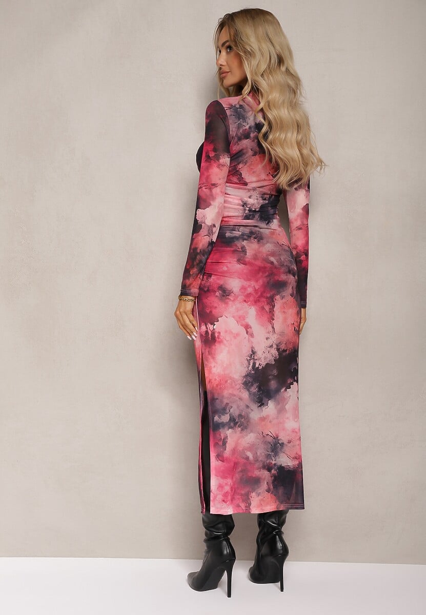 Fuksjowa Siateczkowa Sukienka Bodycon w Marmurkowy Wzór z Rozcięciem na Dole Valerimes