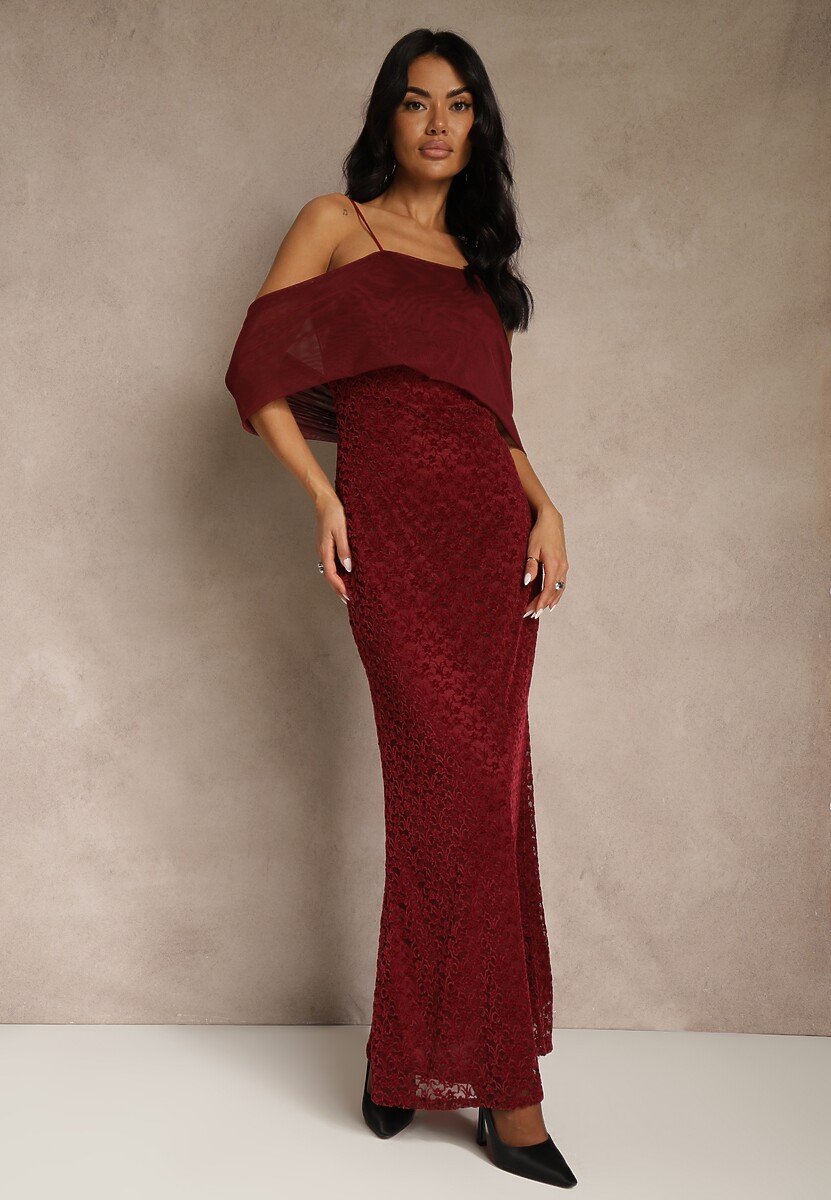 Bordowa Sukienka o Asymetrycznym Kroju Ozdobiona Falbaną Owedia