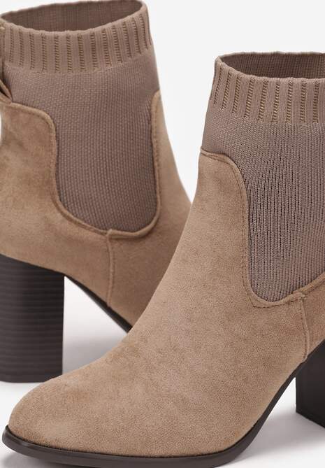 Ciemnobeżowe Botki na Słupku ze Skarpetkową Cholewką Alen