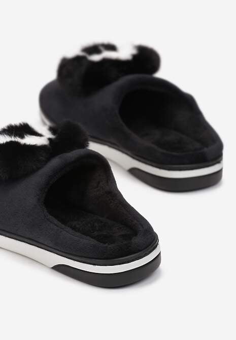 Czarne Kapcie Pyrhede