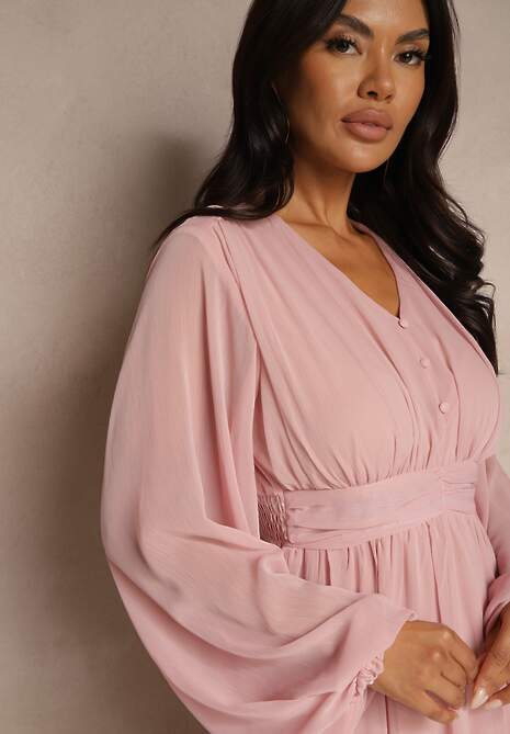 Różowa Plisowana Sukienka Koktajlowa Ozdobiona Guzikami i Falbankami Osumia