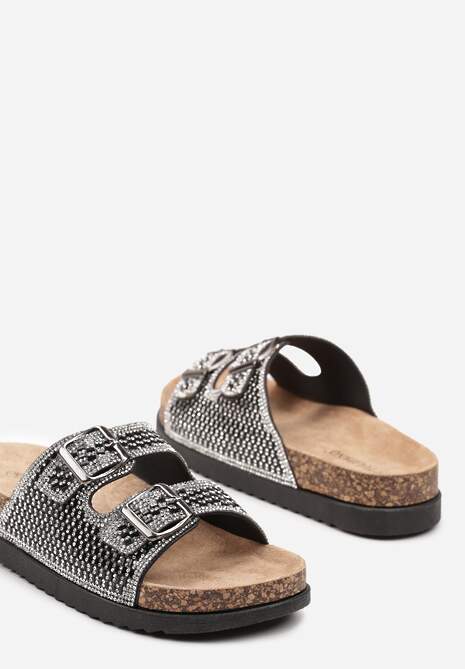 Czarne Klapki na Płaskiej Korkowej Podeszwie z Cyrkoniami i Metalicznymi Klamrami Elaxi