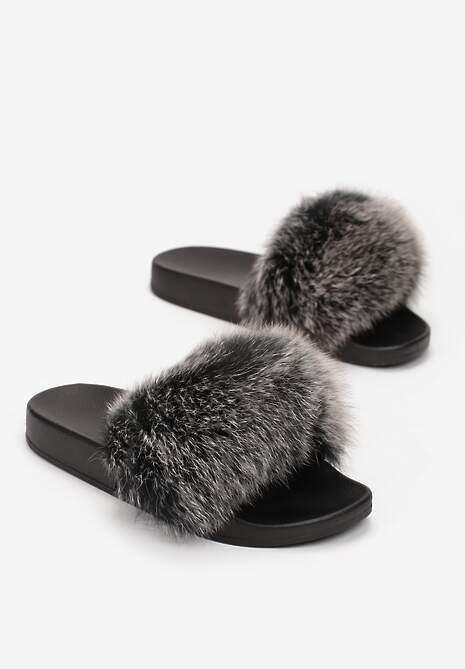 Czarno-Szare Klapki z Futrem Turtlefeather