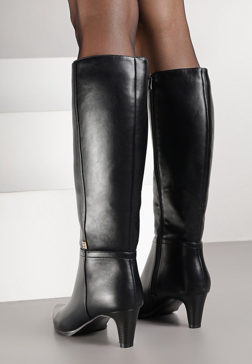 Czarne Kozaki na Stożkowym Obcasie z Metaliczną Ozdobą Naleira