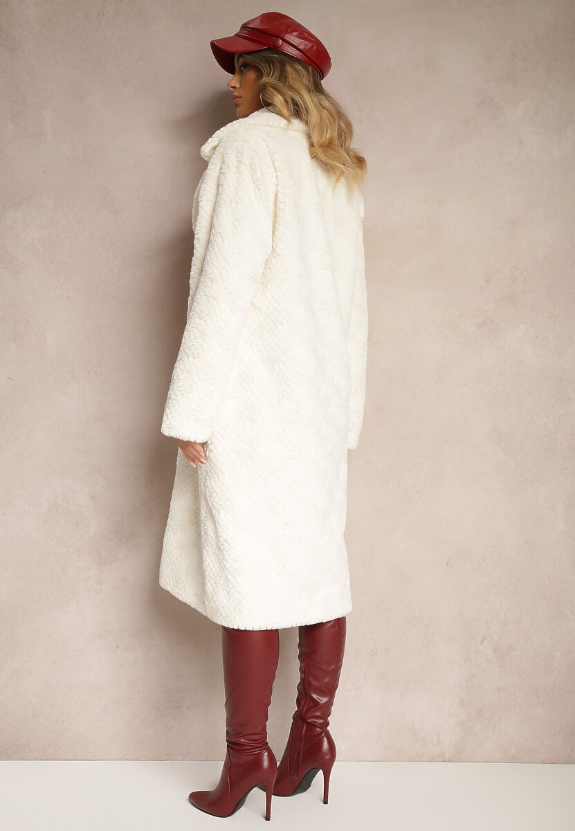 Biały Futrzany Płaszcz Ozdobiony Pikowaniem i Wsuwanymi Kieszeniami Vertissa
