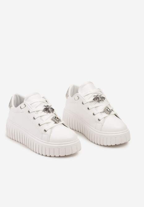 Biało-Srebrne Sneakersy na Platformie Ozdobione Metaliczną Wstawką i Aplikacjami z Cyrkonii Qulina