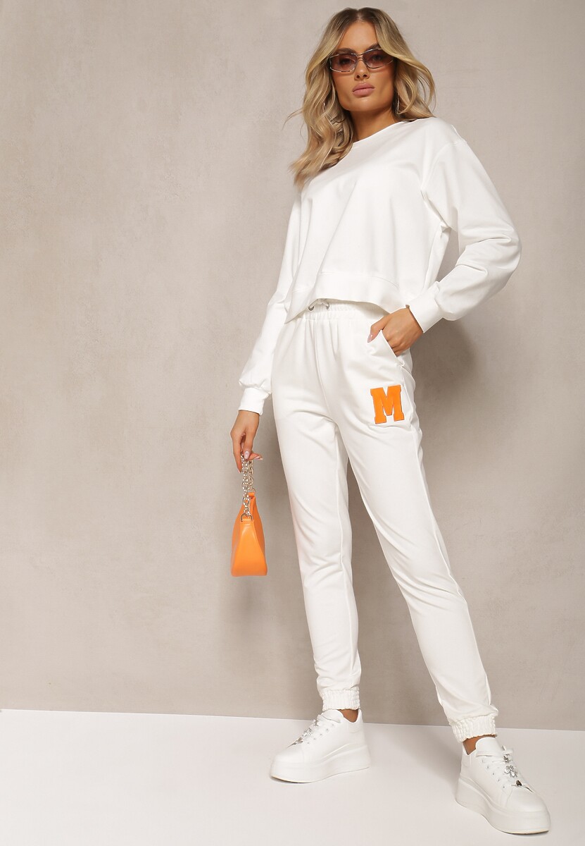 Białe Spodnie Dresowe z Naszywką na Nogawce Aralsta