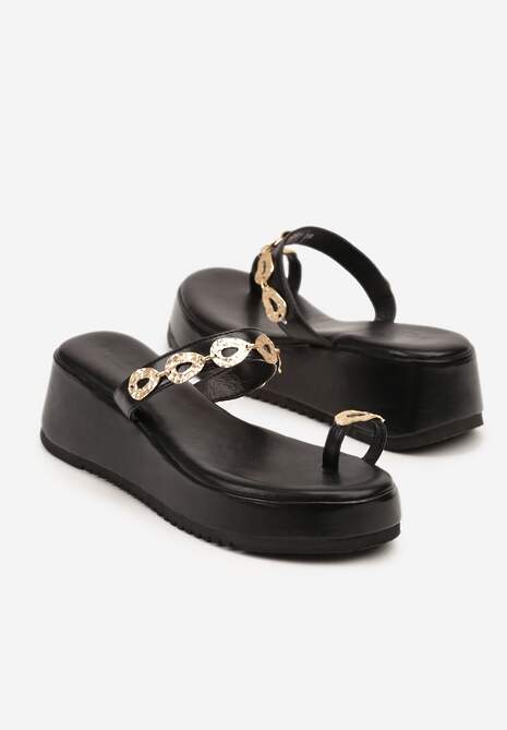 Czarne Klapki Typu Japonki na Koturnie z Ozdobną Aplikacją Dertia