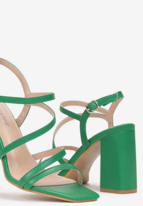 Zielone Sandały na Słupkowym Obcasie ze Sprzączką i Kwadratowym Noskiem Lejla
