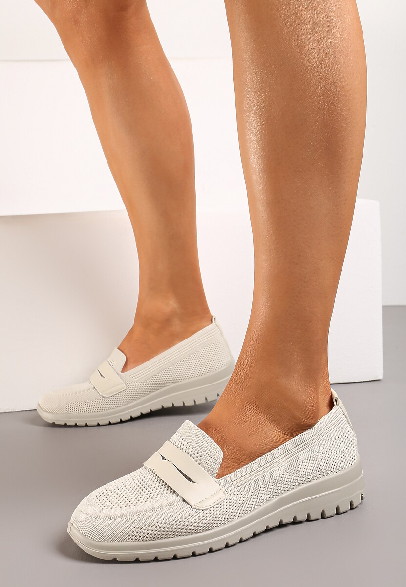 Beżowe Sportowe Mokasyny z Elastyczną Ażurową Cholewką Tykoletta