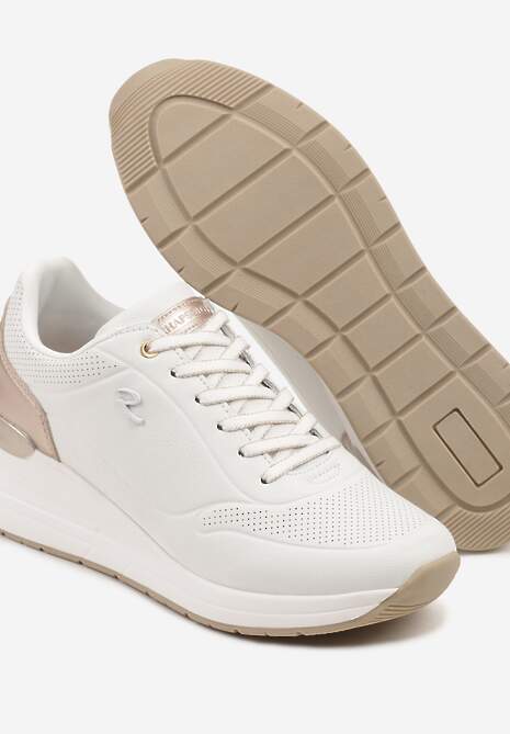 Białe Sneakersy na Koturnie Zdobione Tłoczeniami i Aplikacją Marovea