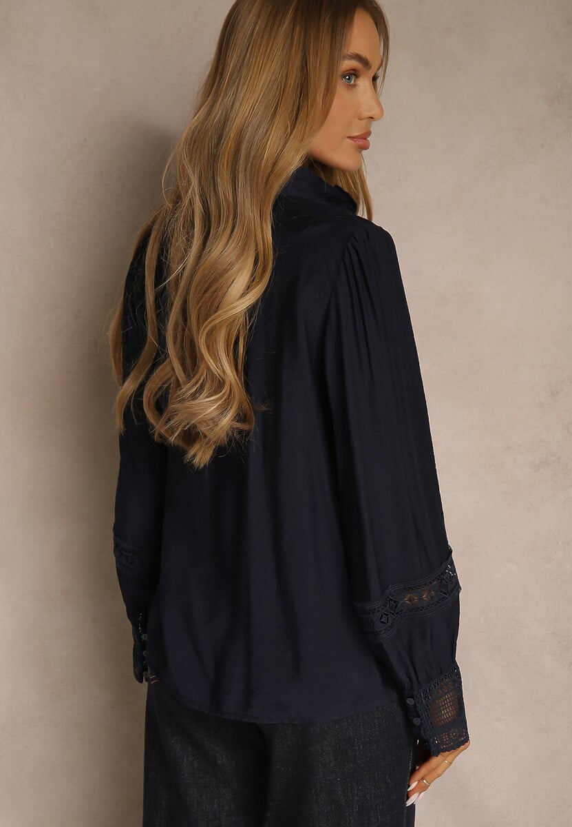 Granatowa Koszula ze Stójką i Koronką Phaeninca