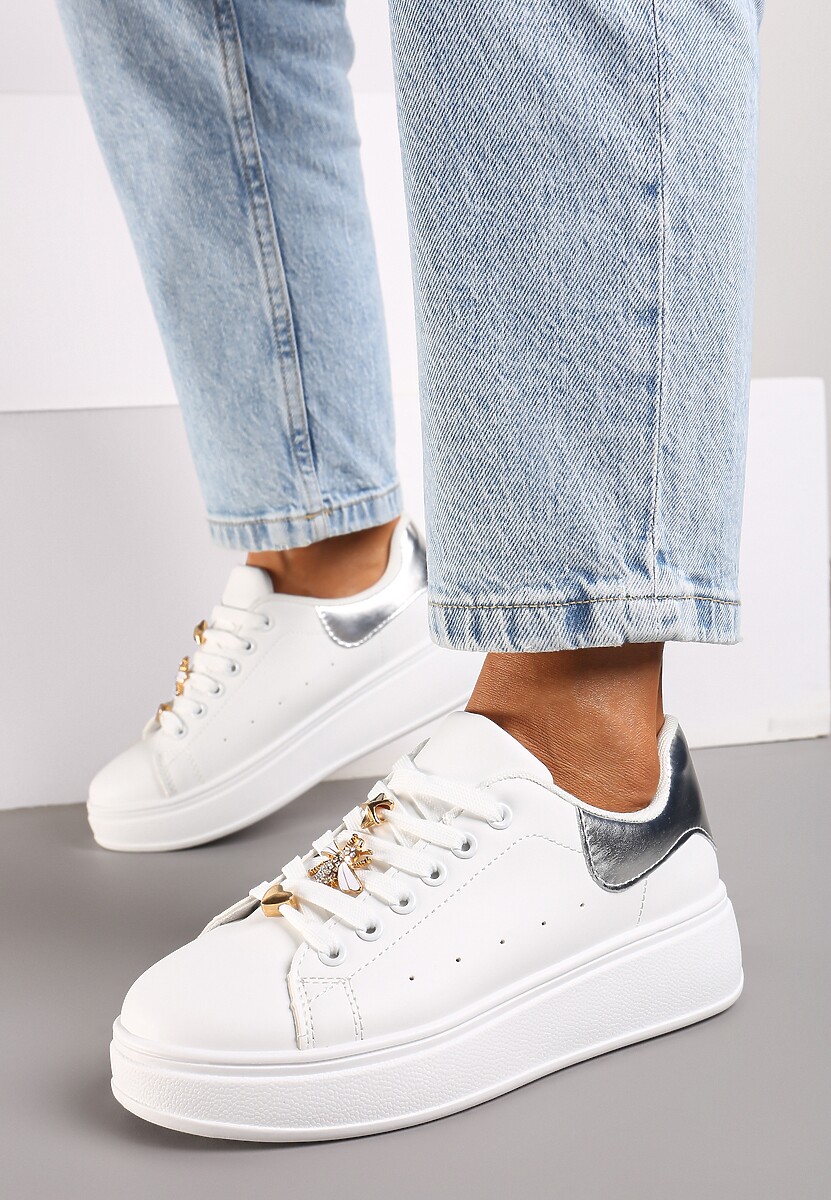 Biało-Srebrne Sneakersy na Platformie Wykończone Cyrkoniowymi Aplikacjami Vliorina