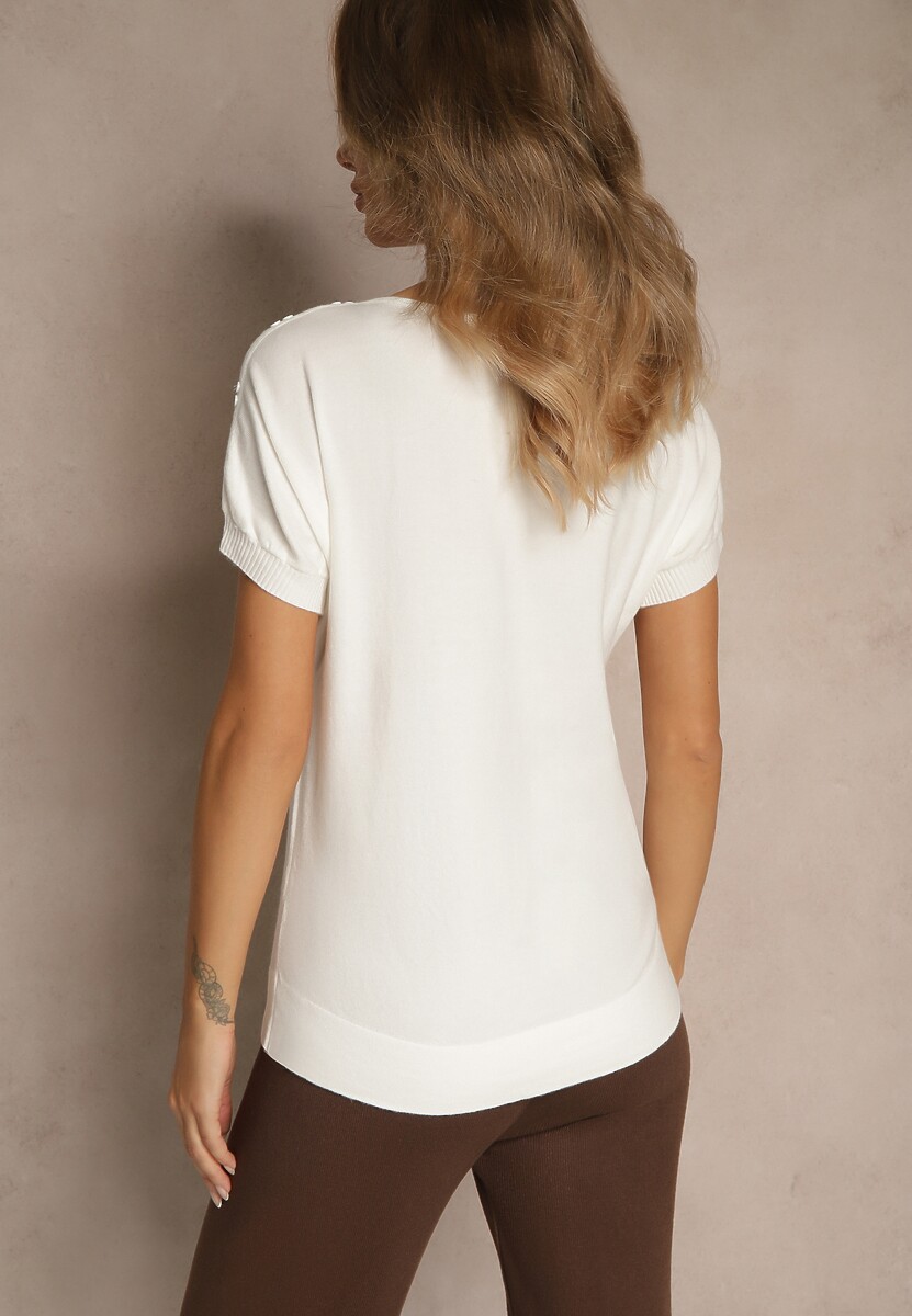 Biała Dzianinowa Bluzka z Cyrkoniowymi Aplikacjami Fenellia