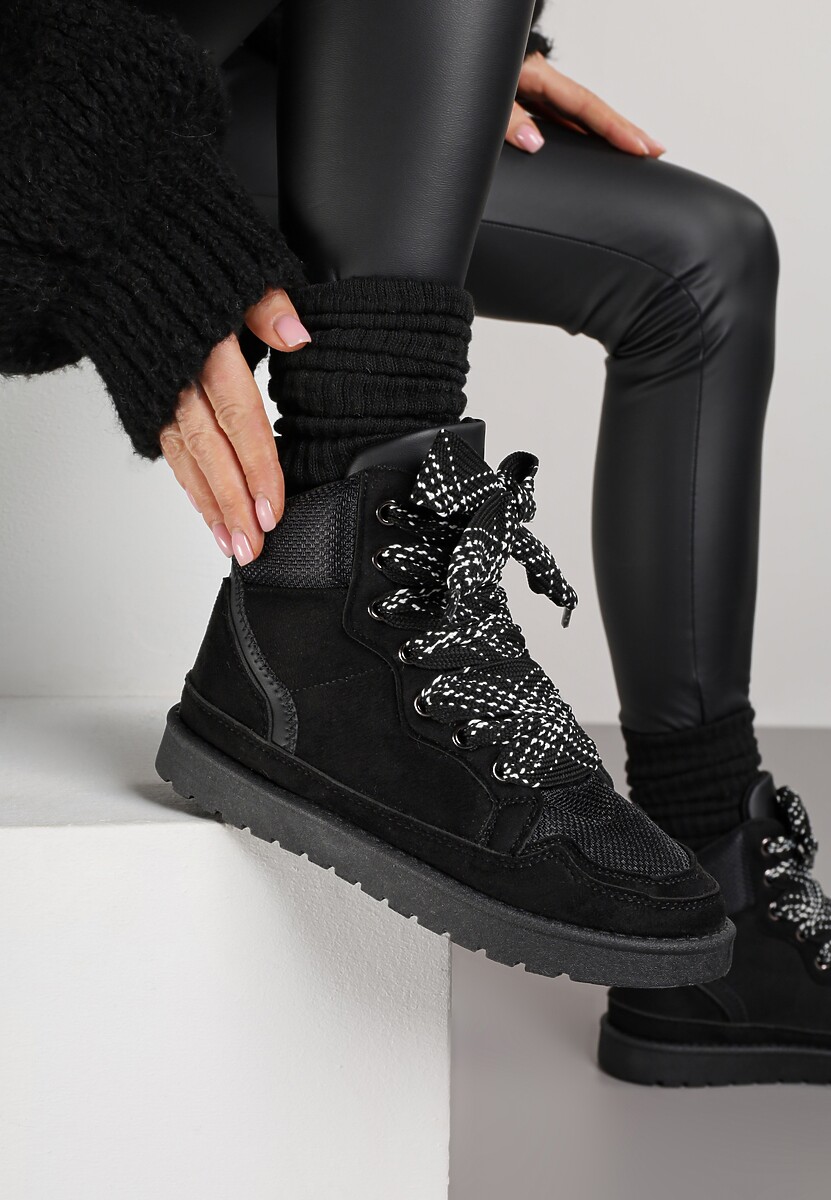 Beżowe Sneakersy Ozdobione Sznurówkami w Geometryczny Wzór Avoslia