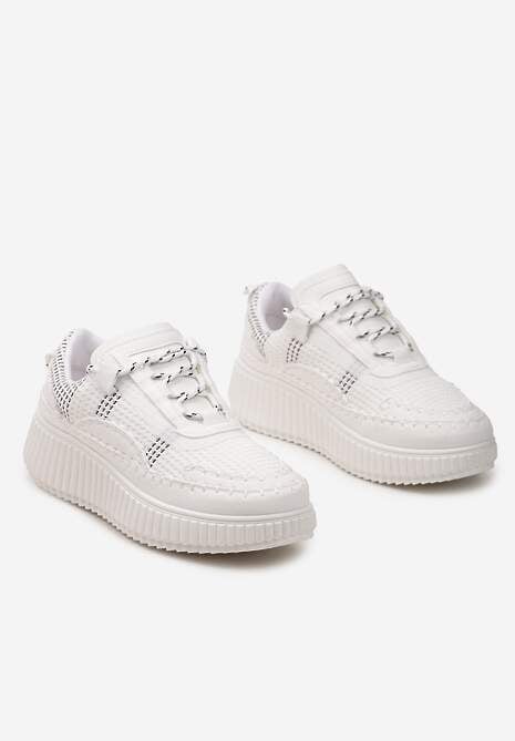 Białe Casualowe Sneakersy z Wiązaniem na Wzorzystej Grubej Podeszwie Aniata