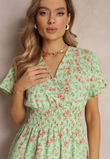 Jasnozielona Rozkloszowana Sukienka z Gumką w Pasie Heffah