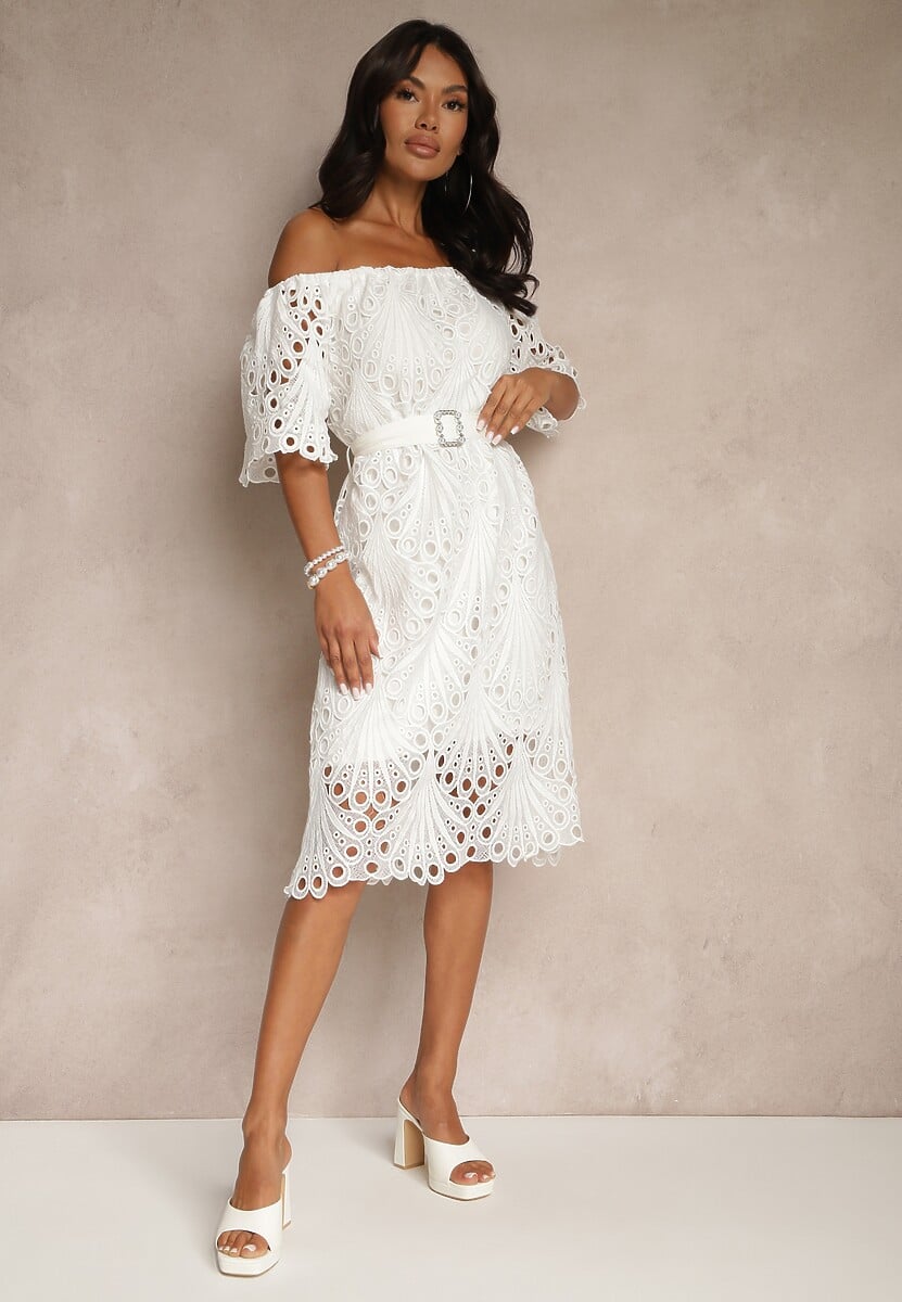 Biała Sukienka z Bawełną Ozdobiona Paskiem z Klamrą Tiavelle