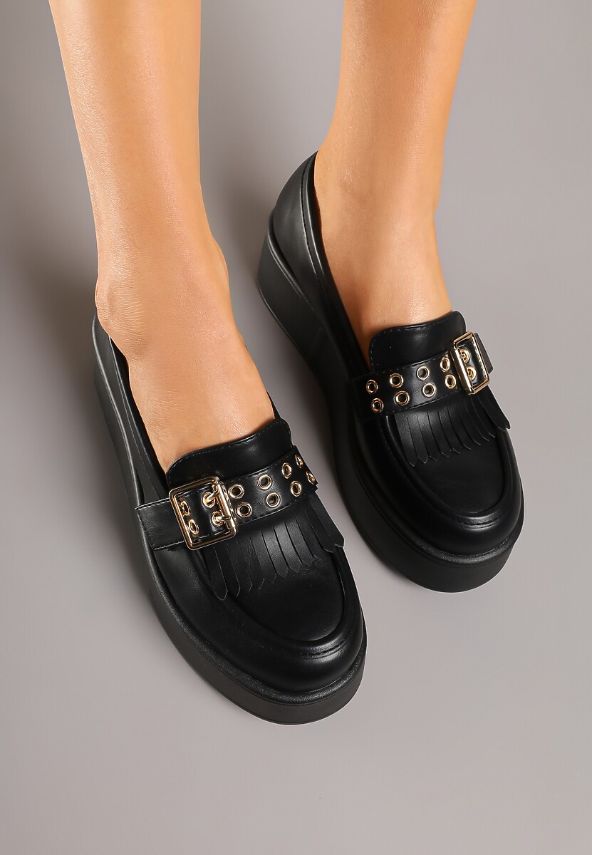 Czarne Mokasyny na Platformie z Klamrą i Frędzlami Florritia
