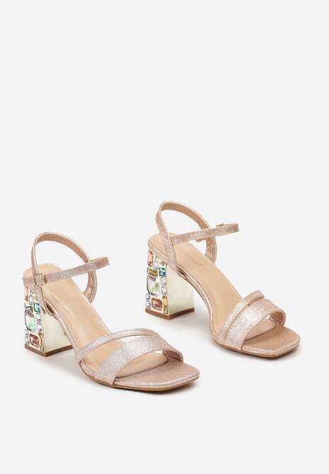 Szampańskie Sandały Zapinane na Sprzączkę z Kryształkami na Słupku i Brokatem Laquie