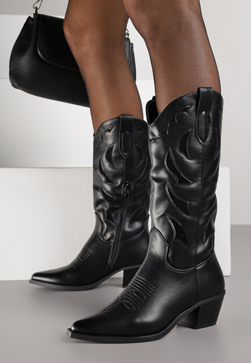 Czarne Kozaki na Słupku w Stylu Kowbojek Ozdobione Tłoczeniem Latimesa