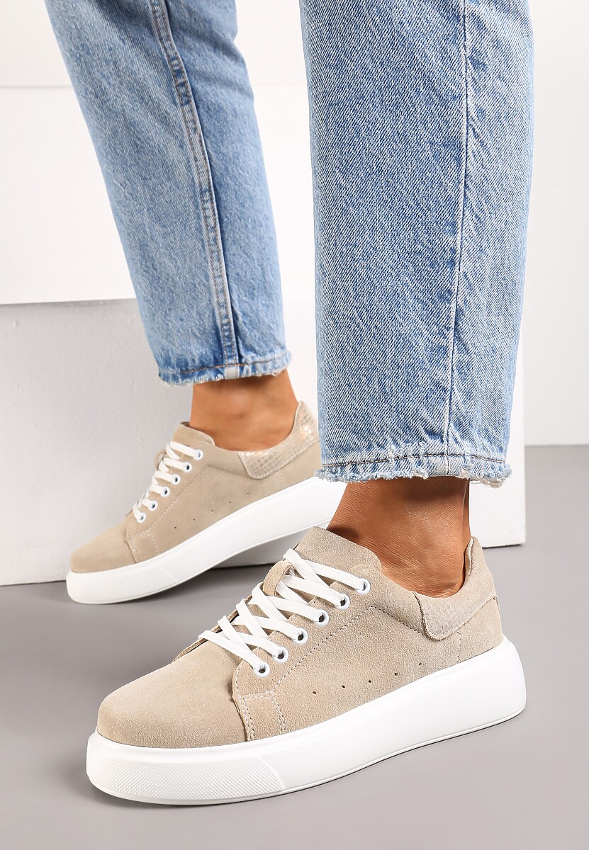 Beżowe Sneakersy z Ozdobnym Zapiętkiem Emicca
