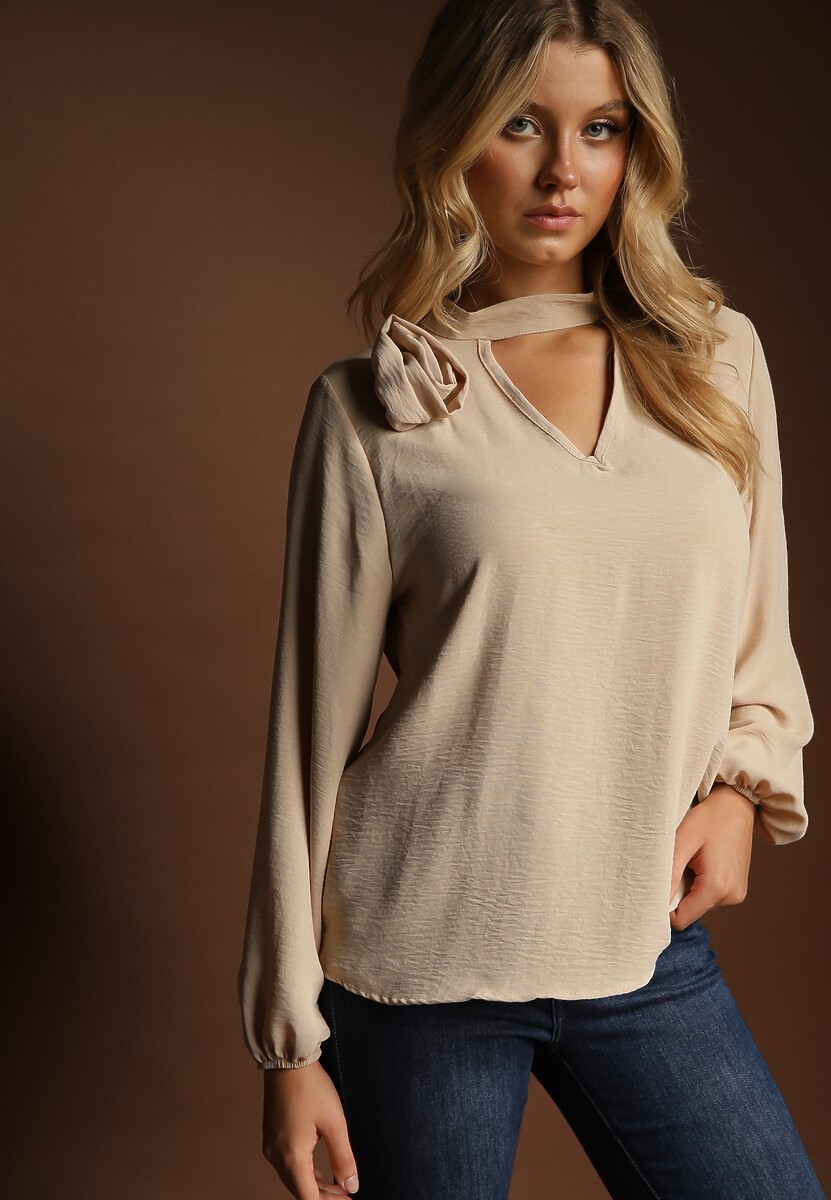 Biała Bluzka z Ozdobnym Kwiatem Tolna