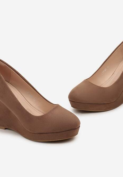 Ciemnobeżowe Czółenka na Koturnie z Ekozamszu Enicoria