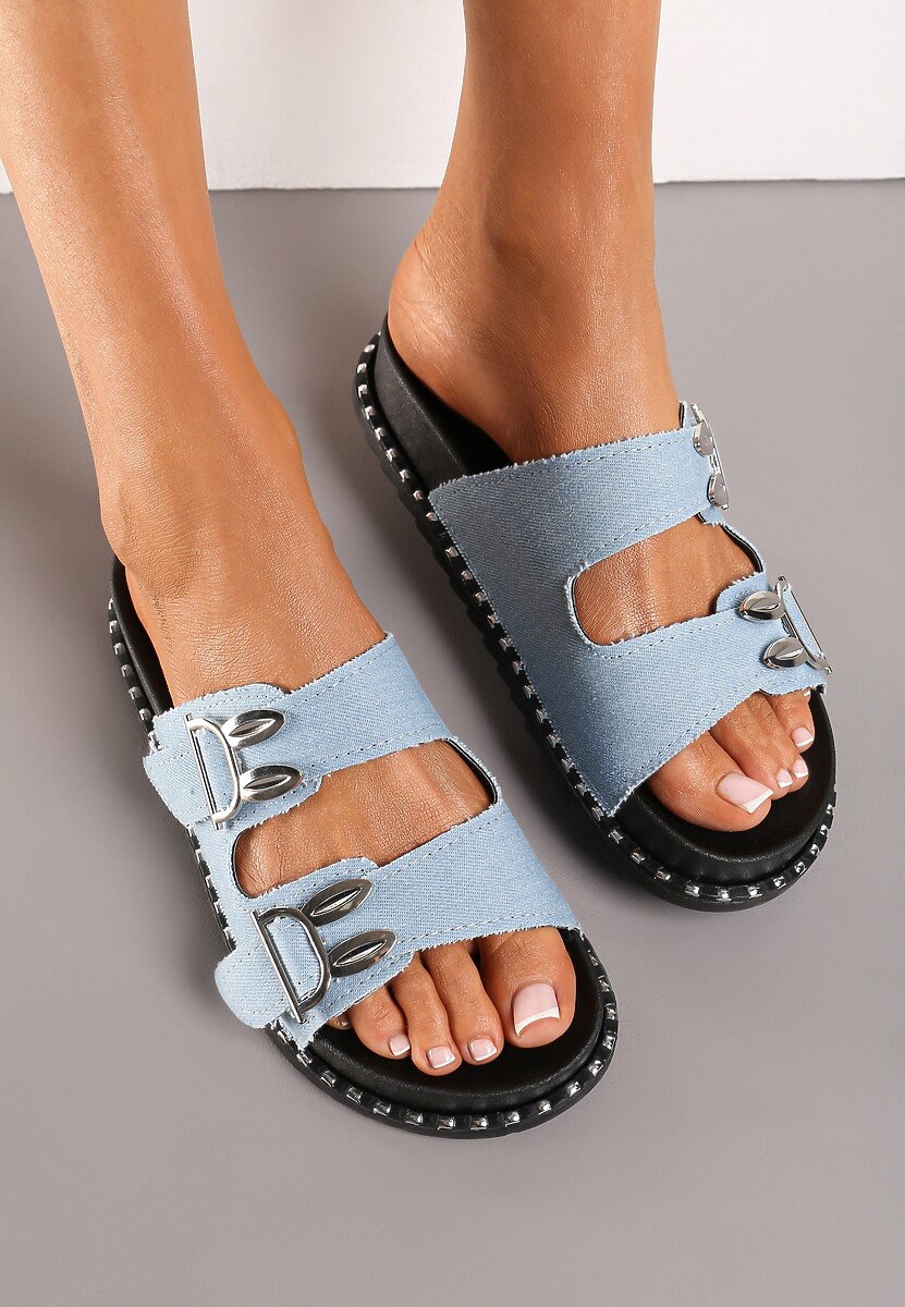 Jasnoniebieskie Jeansowe Klapki z Nowoczesnymi Sprzączkami Analara