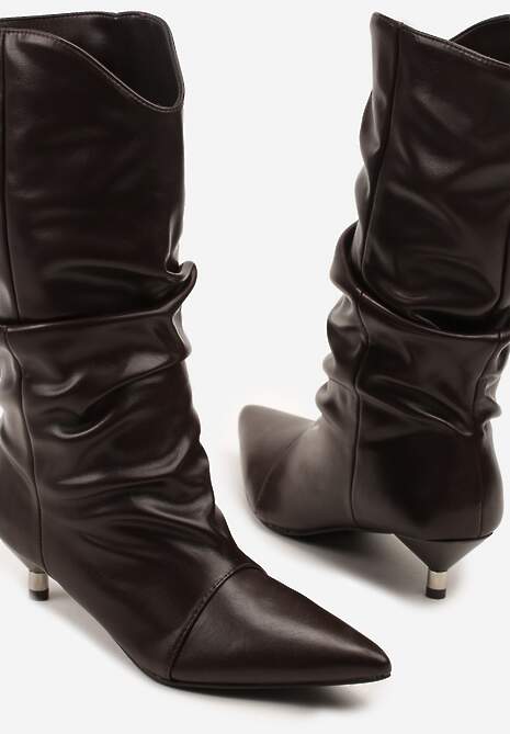 Brązowe Botki na Kaczuszce Ozdobione Marszczeniem Latovea