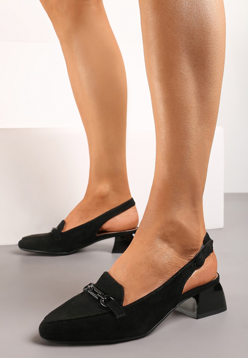 Czarne Czółenka na Niewysokim Słupku bez Pięty Ozdobione Metalową Sprzączką Zapinane Wokół Kostki Povissia