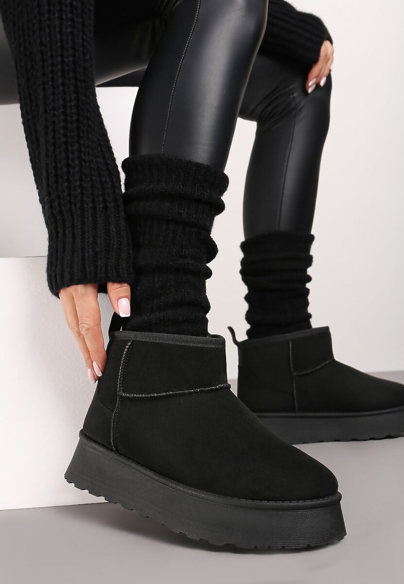 Czarne Casualowe Śniegowce na Grubej Podeszwie o Krótkim Fasonie Lobaria