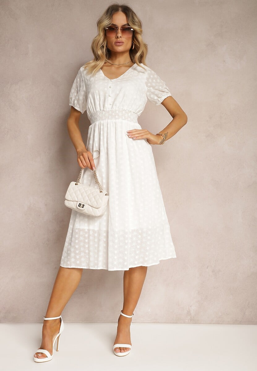 Biała Sukienka z Bawełny o Haftowanym Wykończeniu z Gumkami w Talii Hattilla