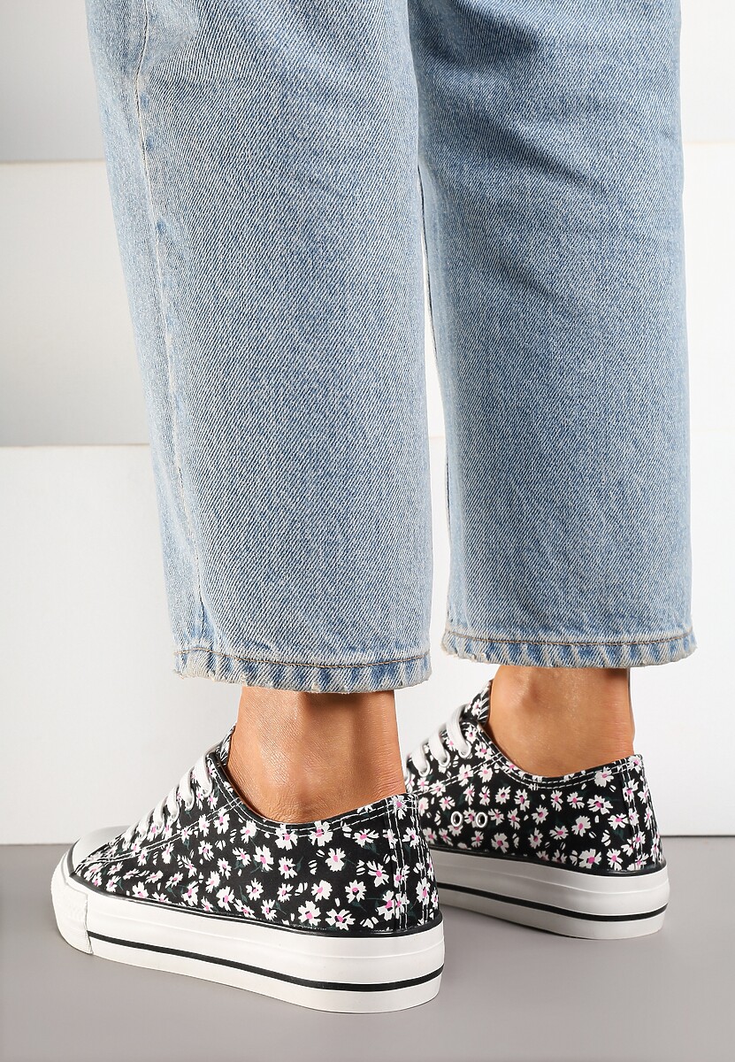 Czarne Casualowe Trampki w Kwiatki Foleriella