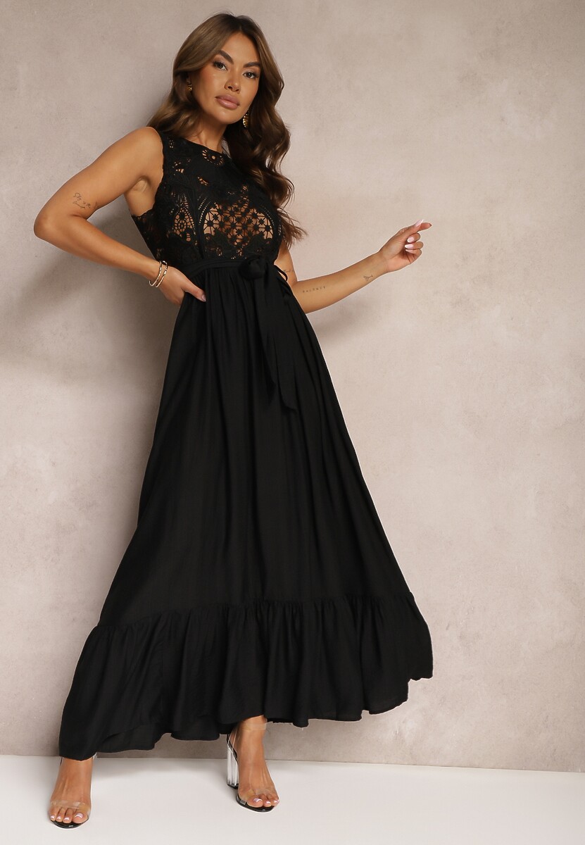 Biała Taliowana Sukienka Ozdobiona na Górze Ażurowym Wzorem Nahine