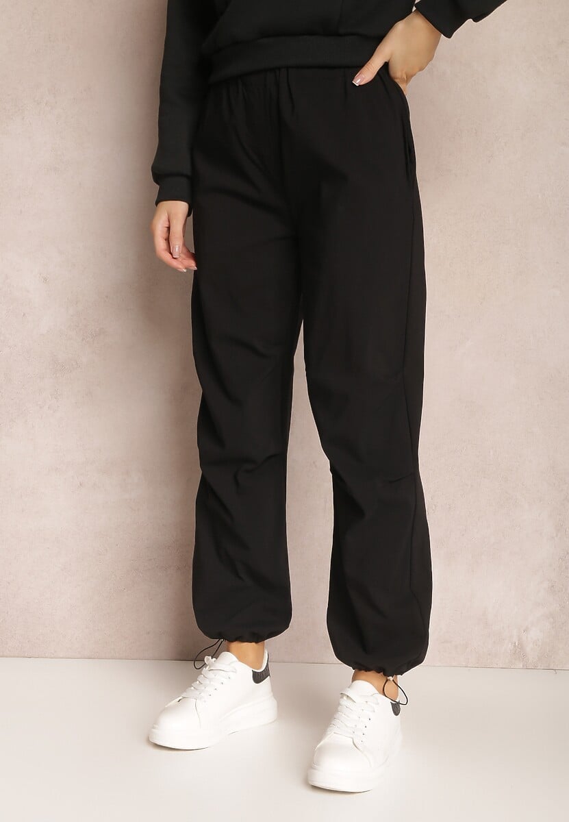 Czarne Bawełniane Spodnie z Marszczoną Gumką w Talii Magu