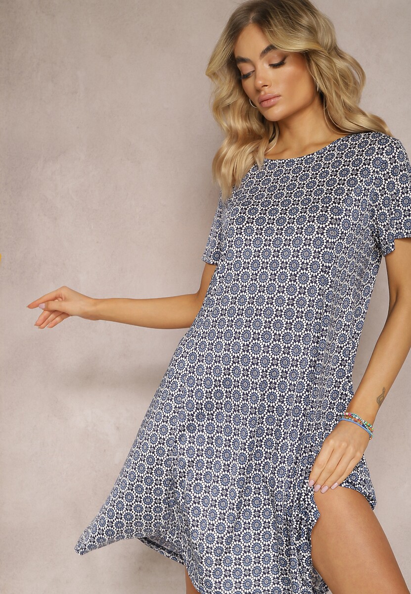 Niebieska Rozkloszowana Sukienka w Ornamentalny Wzór z Wiskozy Oflia