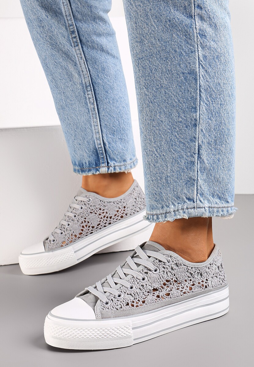 Szare Trampki Przed Kostkę z Ażurową Cholewką Shiliarre