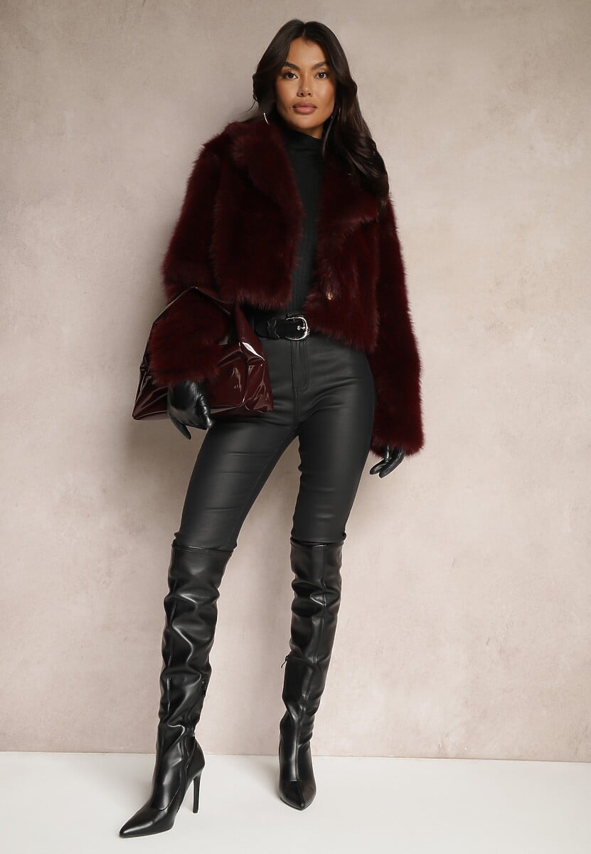 Bordowa Krótka Kurtka z Futerkiem Zdobiona Szerokim Kołnierzem Tormia